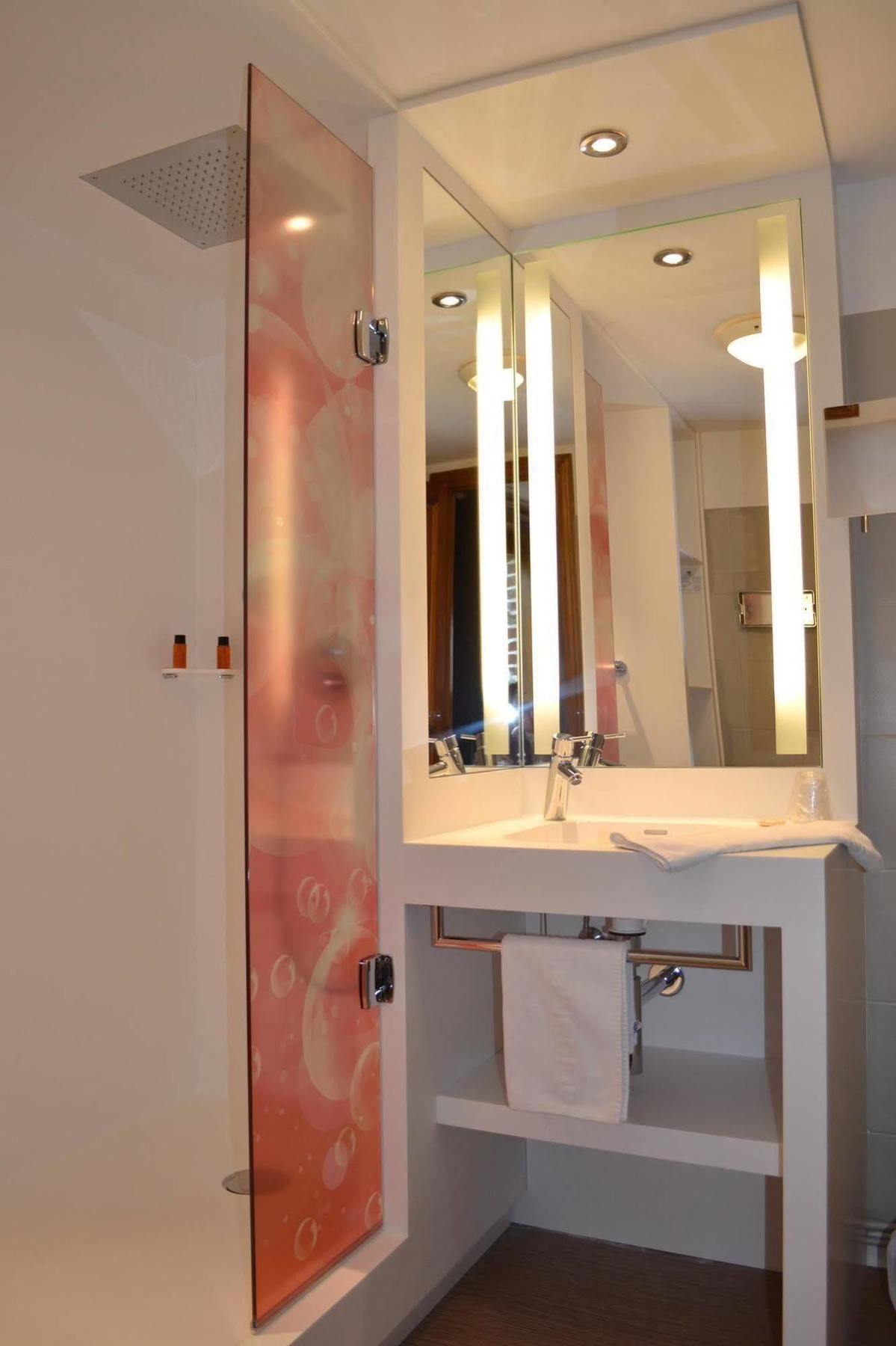 Hotel Le Domaine Des Cigognes Ennevelin Zewnętrze zdjęcie